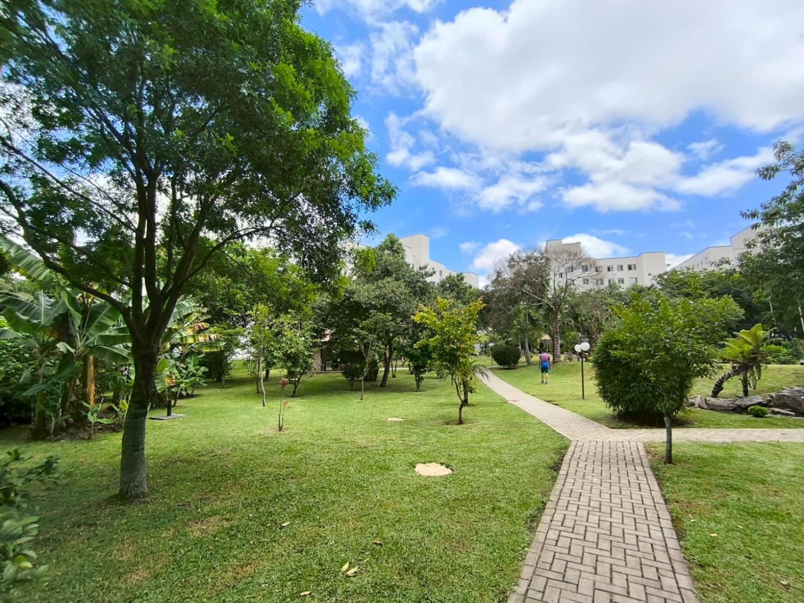 Apto Em Condominio Clube Frente Pro Bosque E Lago No Terminal Do Pinherinho Proximo Ao Centro - Garagem Para 2 Veiculos Curitiba Exteriör bild